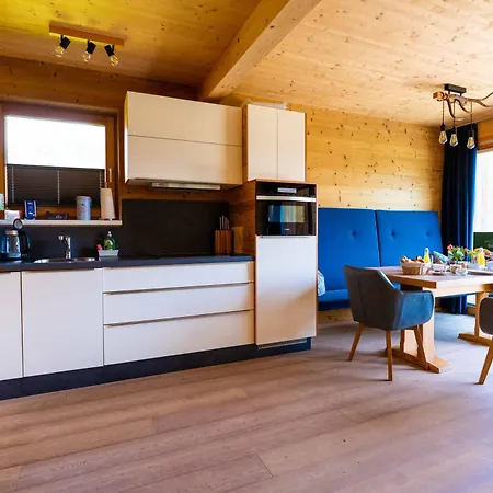 Hochoben Chalets&mobilhomes