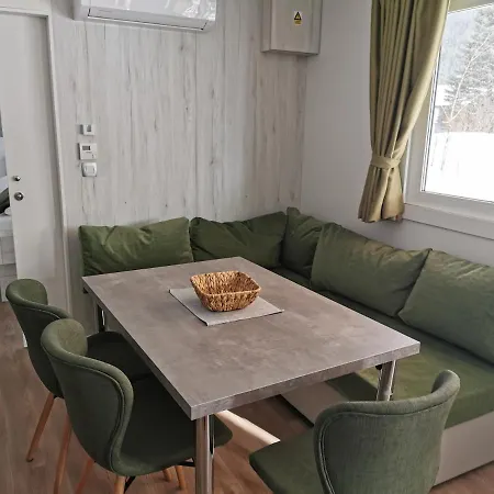 Hochoben & Mobilhomes Chalet
